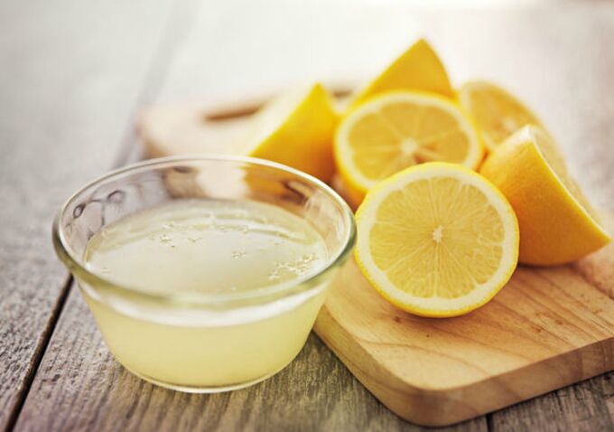 limón y vinagre para hongos en las uñas de los pies